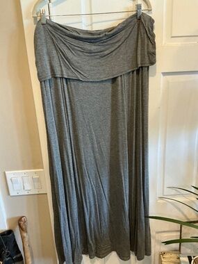 Max studio maxi skirt in plus size 3X